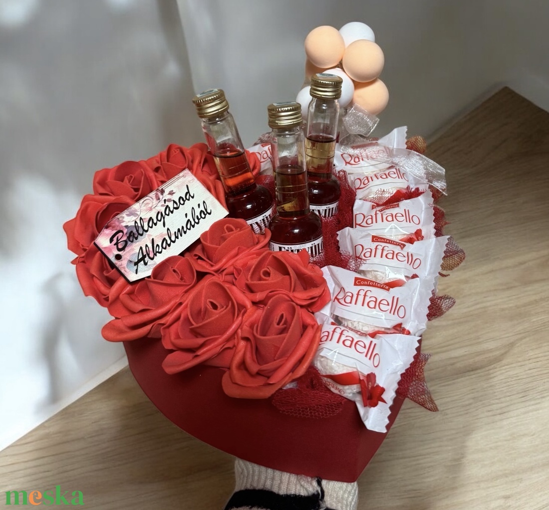 Ballagási box - fütyülős - otthon & életmód - dekoráció - virágdísz és tartó - csokor & virágdísz - Meska.hu Ballagási box - fütyülős - otthon & életmód - dekoráció - virágdísz és tartó - csokor & virágdísz - Meska.hu
