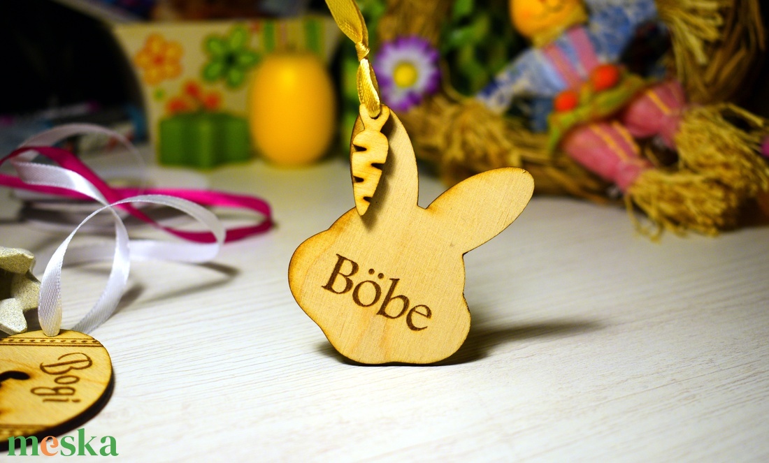 Nyuszi fa húsvéti dekoráció név gravírozással - otthon & életmód - dekoráció - fali és függő dekoráció - függődísz - Meska.hu