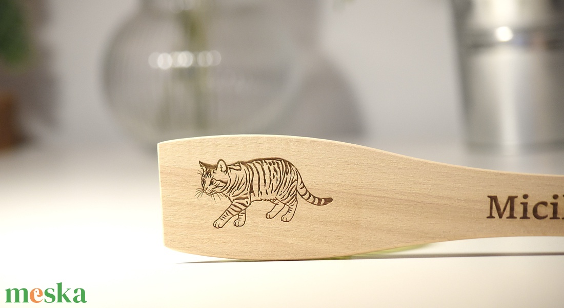 Cicás fakanál fotó alapján név gravírozással - otthon & életmód - konyhafelszerelés, tálalás - sütés, főzés - fakanál & fakanáltartó - Meska.hu