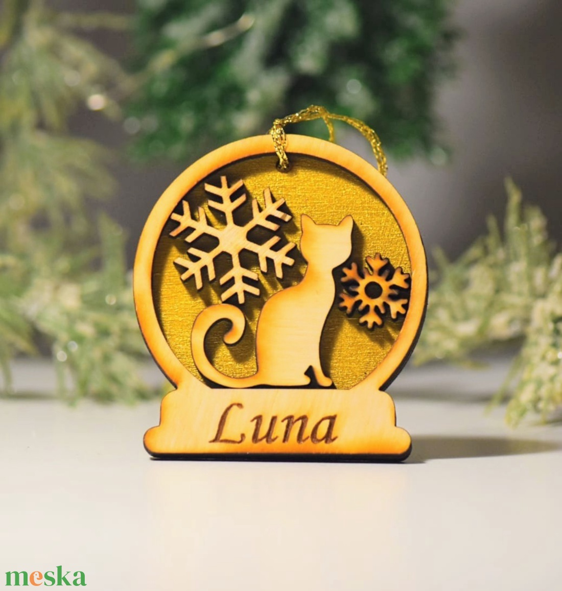 Cicás fa hógömb karácsonyfa dísz név gravírozással - karácsony - karácsonyi lakásdekoráció - karácsonyfadíszek - Meska.hu