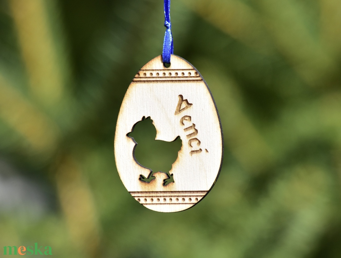 Csibés fa tojás dísz, tojásfára, név gravírozással - ünnepi díszek, dekorációk - húsvéti díszek és dekorációk - húsvéti tojásfadíszek - Meska.hu