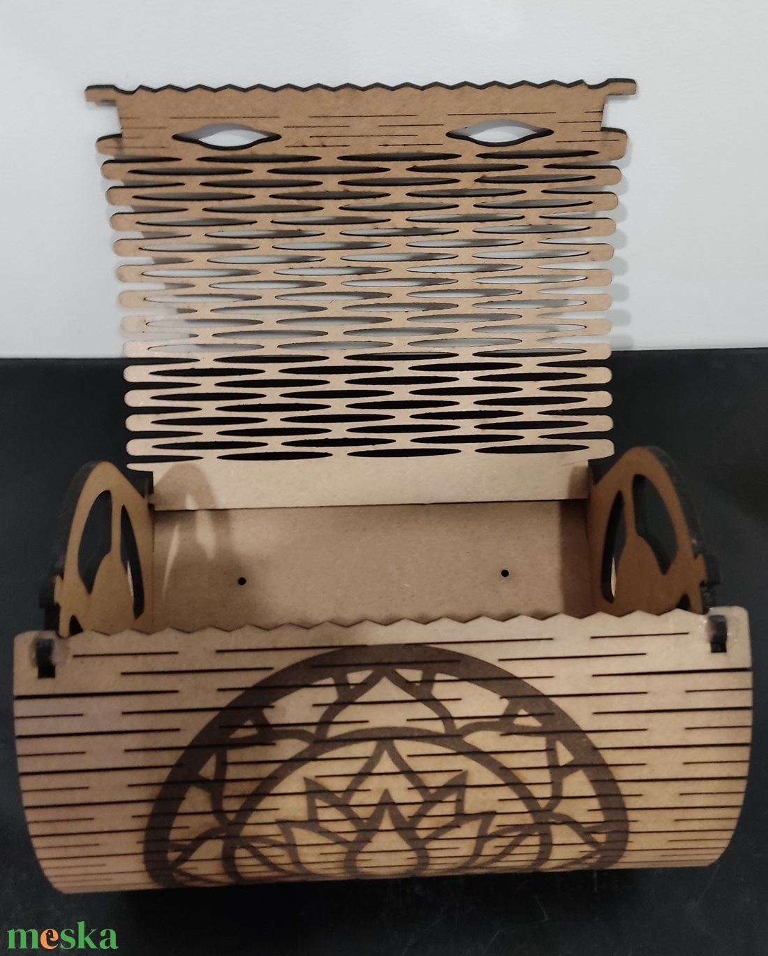 Papírtörlő tartó fali - otthon & életmód - konyhafelszerelés, tálalás - tálalás - szalvétatartó, szalvétagyűrű - Meska.hu