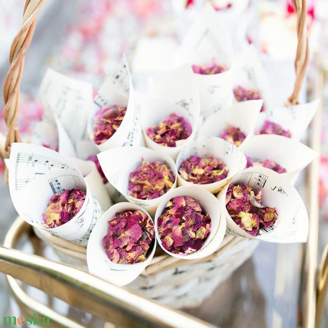 Szárított pink rózsaszirmok (10 db) - esküvő - dekoráció - helyszíni dekor - Meska.hu