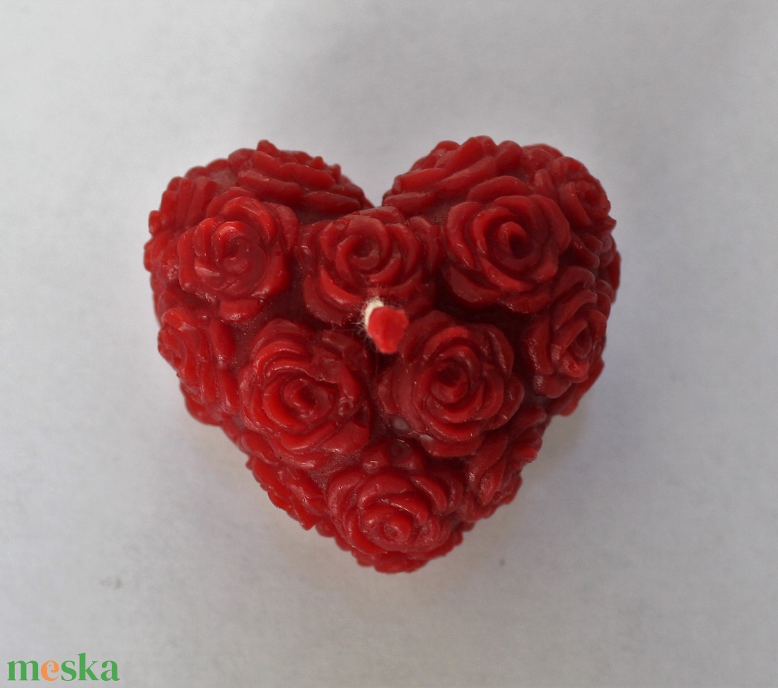 Telirózsás szív méhviaszgyertya díszdobozban - otthon & életmód - gyertya, illat, aroma - gyertya - Meska.hu Telirózsás szív méhviaszgyertya díszdobozban - otthon & életmód - gyertya, illat, aroma - gyertya - Meska.hu