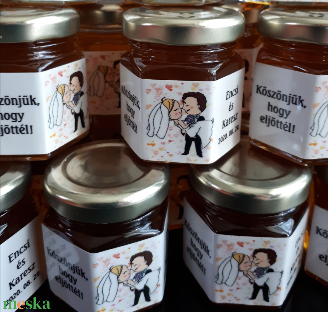 Esküvői mézes köszönő ajándék egyedi cuki pár matricával - esküvő - emlék & ajándék - köszönőajándék - Meska.hu Esküvői mézes köszönő ajándék egyedi cuki pár matricával - esküvő - emlék & ajándék - köszönőajándék - Meska.hu