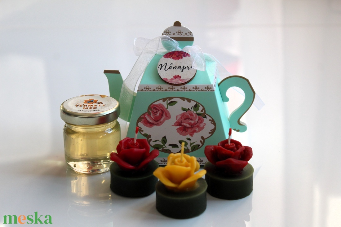 Nőnapi vintaige mézes teáskanna ajándék díszdoboz - otthon & életmód - gyertya, illat, aroma - gyertya - Meska.hu