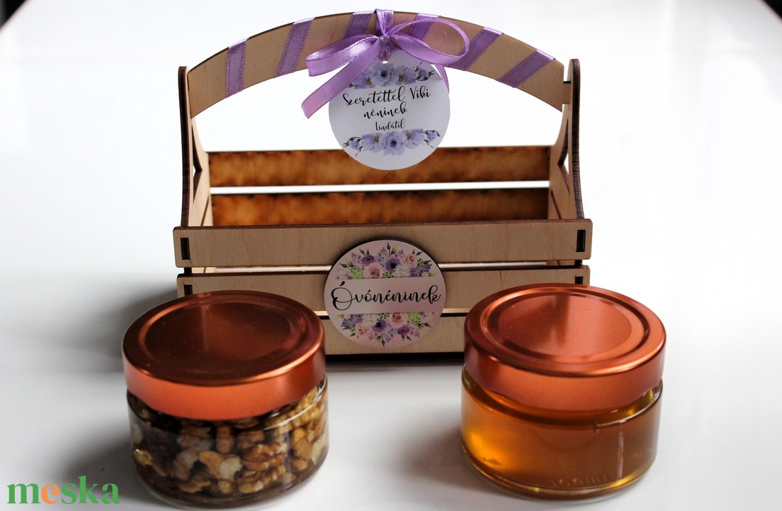 Óvónéninek édes ajándékkosár - élelmiszer - méz & propolisz - Meska.hu