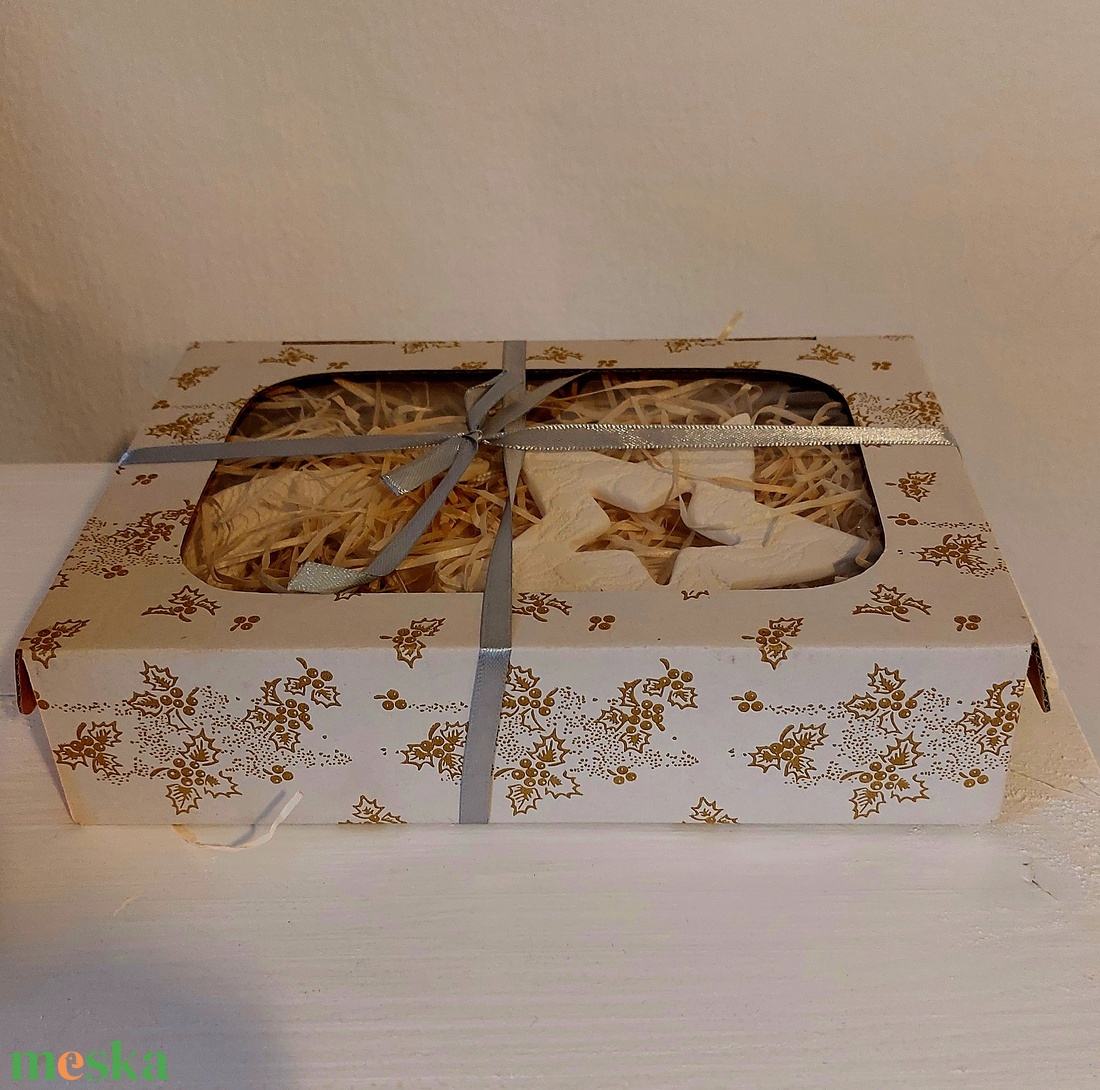 Fenyőfadísz, Karácsonyfadísz - karácsony - adventi díszek - adventi ablakdekoráció - Meska.hu