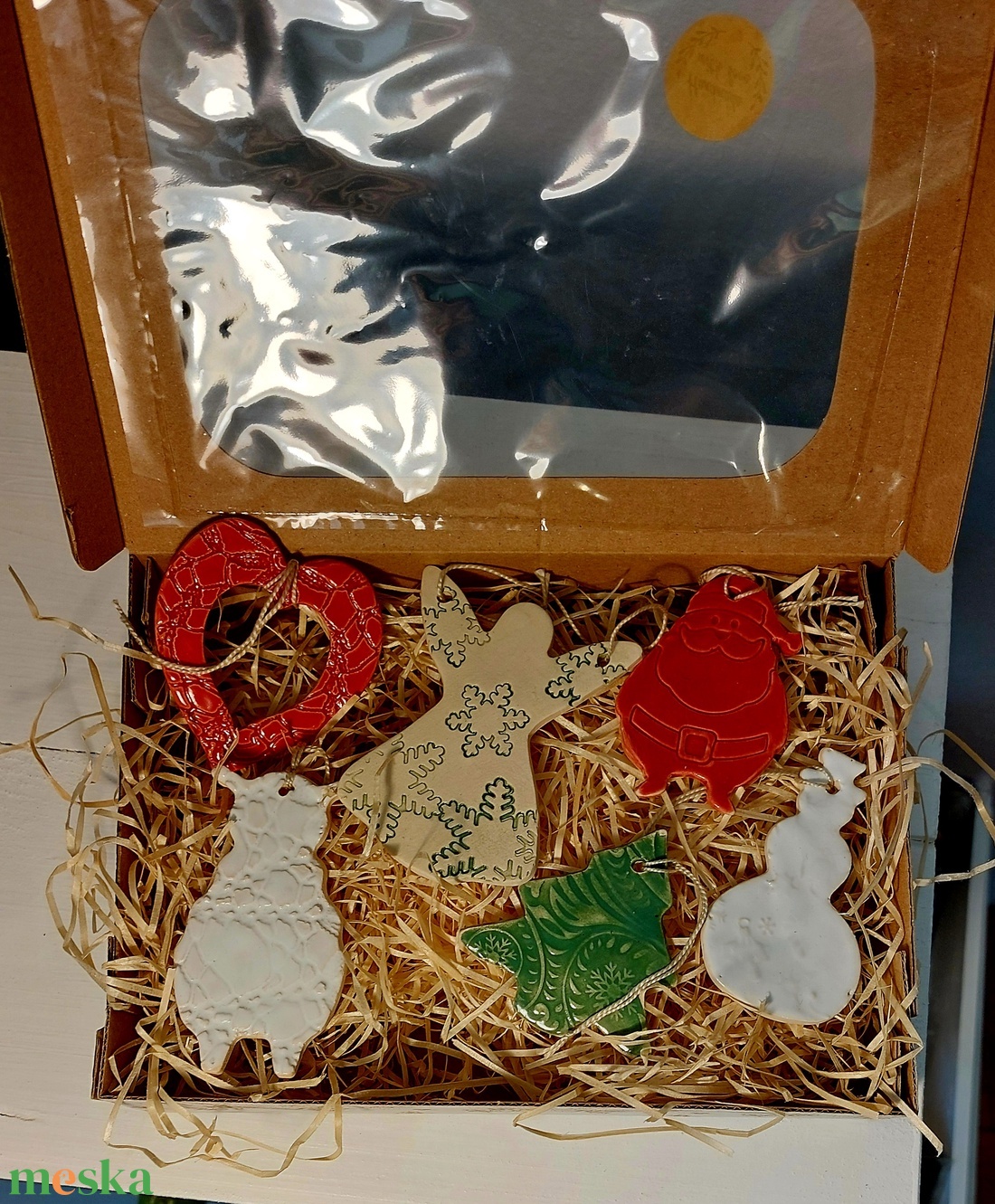 Kerámia fenyőfadísz díszdobozban - otthon & életmód - konyhafelszerelés, tálalás - tálalás - tányér & étkészlet - Meska.hu