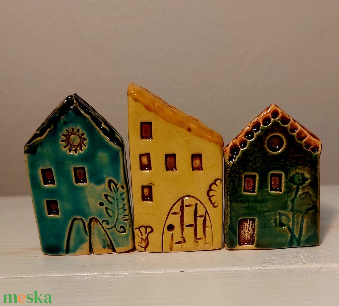 Kerámia házikók - karácsony - adventi díszek - adventi koszorú - Meska.hu