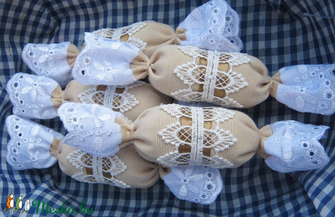 Textil szaloncukor, csipet romantikával III. -  - Meska.hu