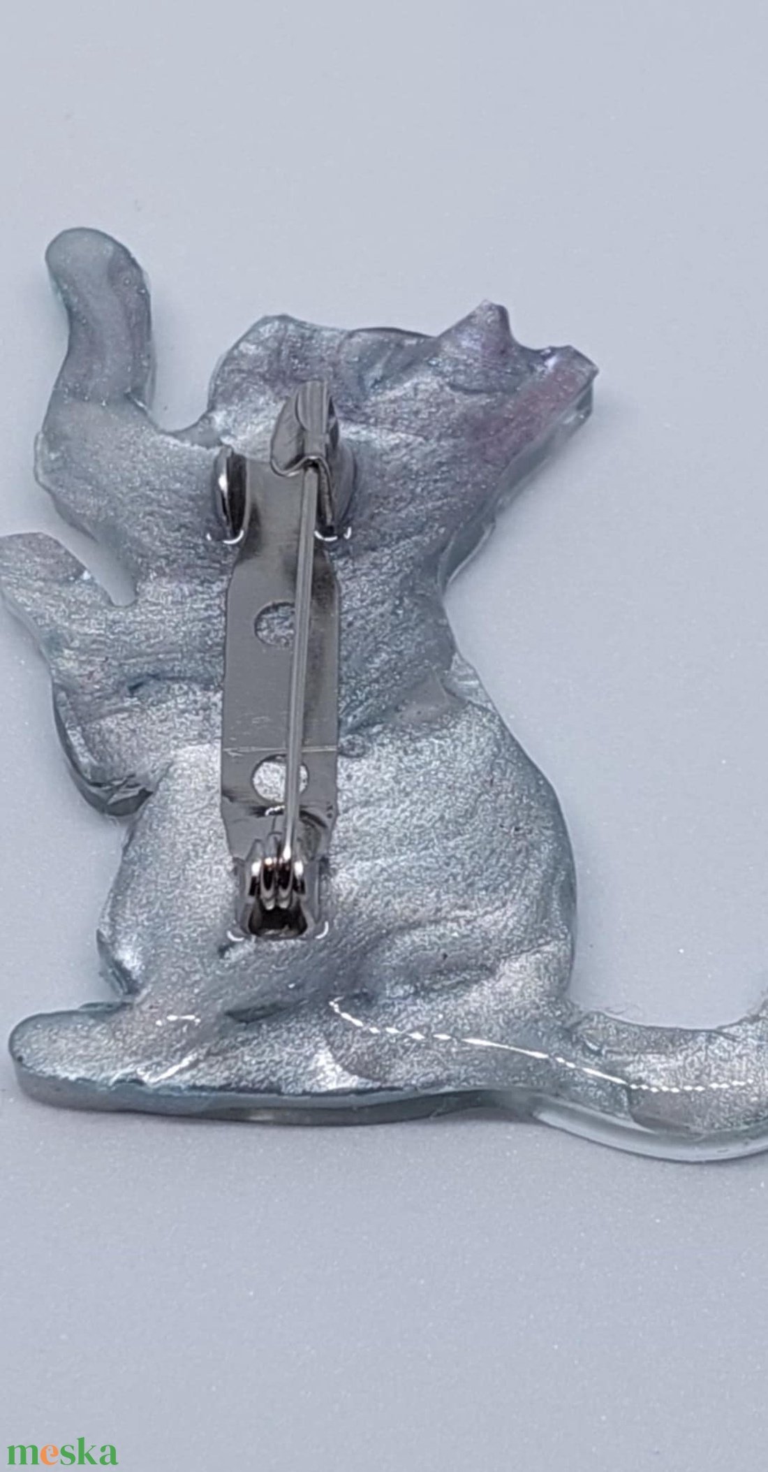 Cicás kitűző - ékszer - kitűző és bross - Meska.hu