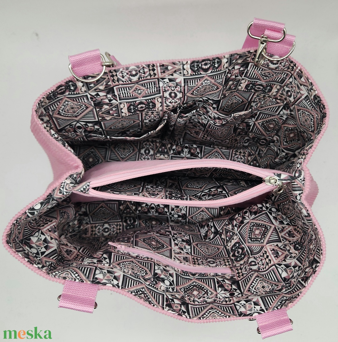 Rózsaszín kordbársony válltáska - táska & tok - kézitáska & válltáska - nagy pakolós táska - Meska.hu