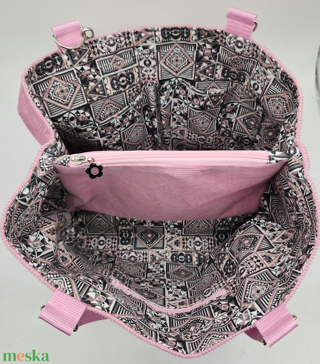 Rózsaszín kordbársony válltáska - táska & tok - kézitáska & válltáska - nagy pakolós táska - Meska.hu