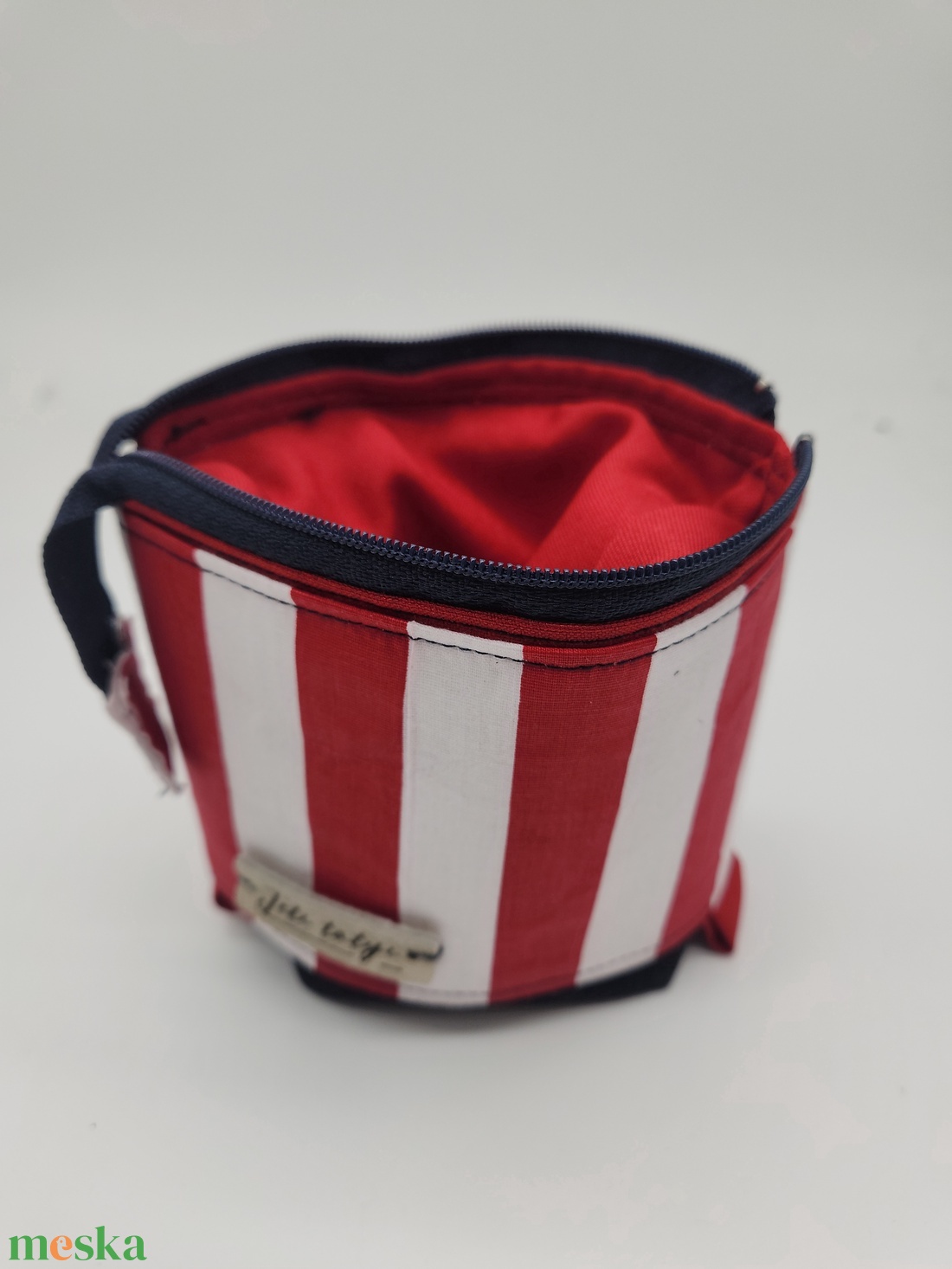 Tolltartó - otthon & életmód - papír, írószer - tolltartó & ceruzatekercs - Meska.hu