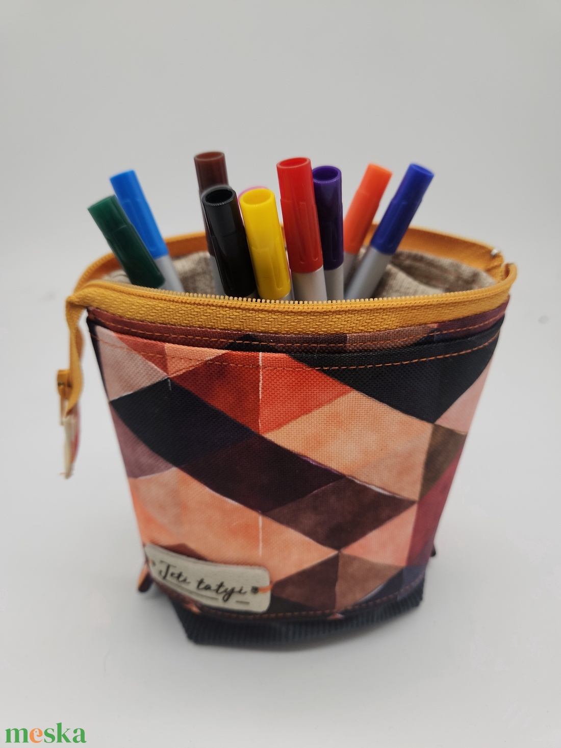 Tolltartó - otthon & életmód - papír, írószer - tolltartó & ceruzatekercs - Meska.hu