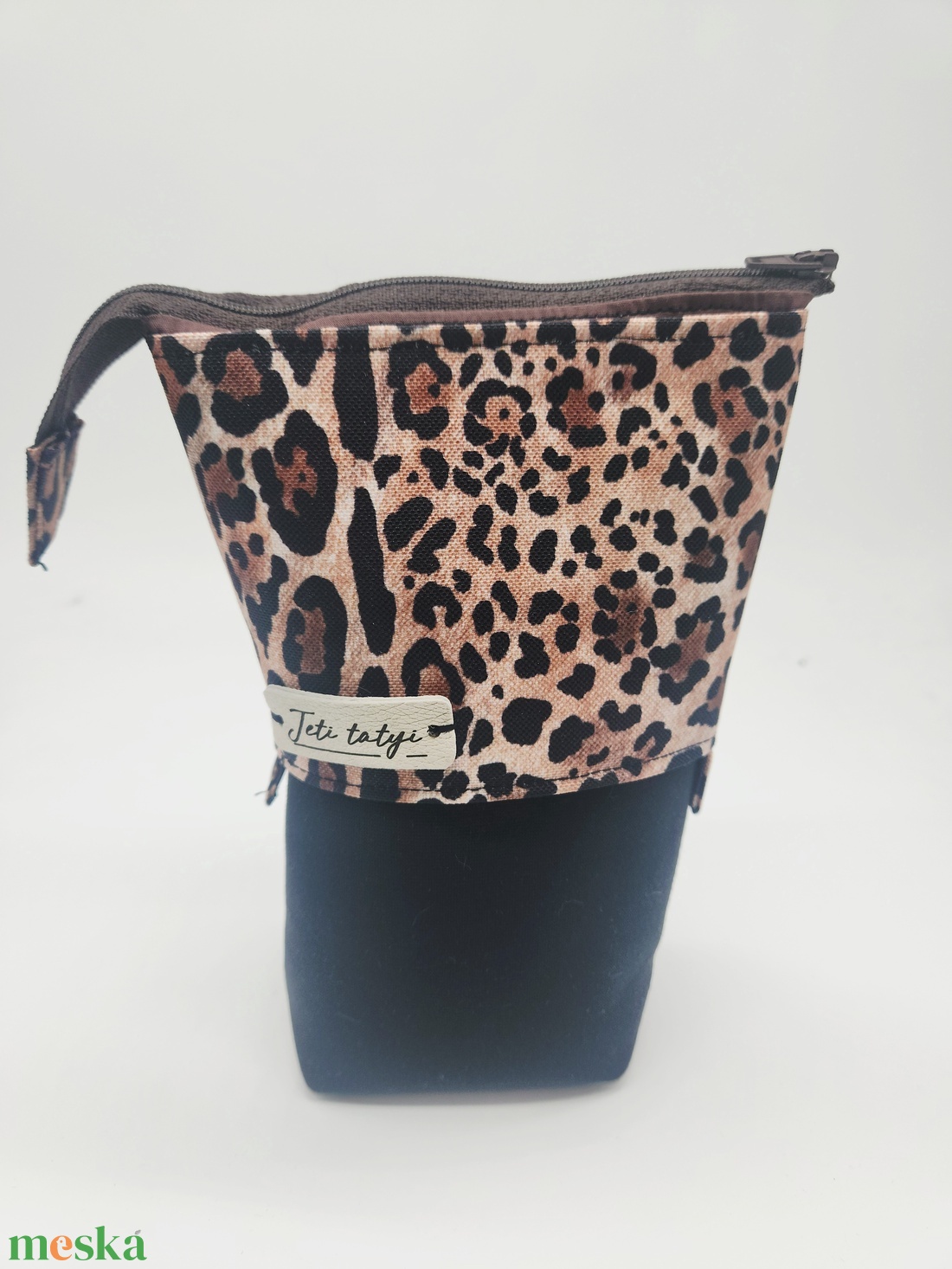 Tolltartó - otthon & életmód - papír, írószer - tolltartó & ceruzatekercs - Meska.hu