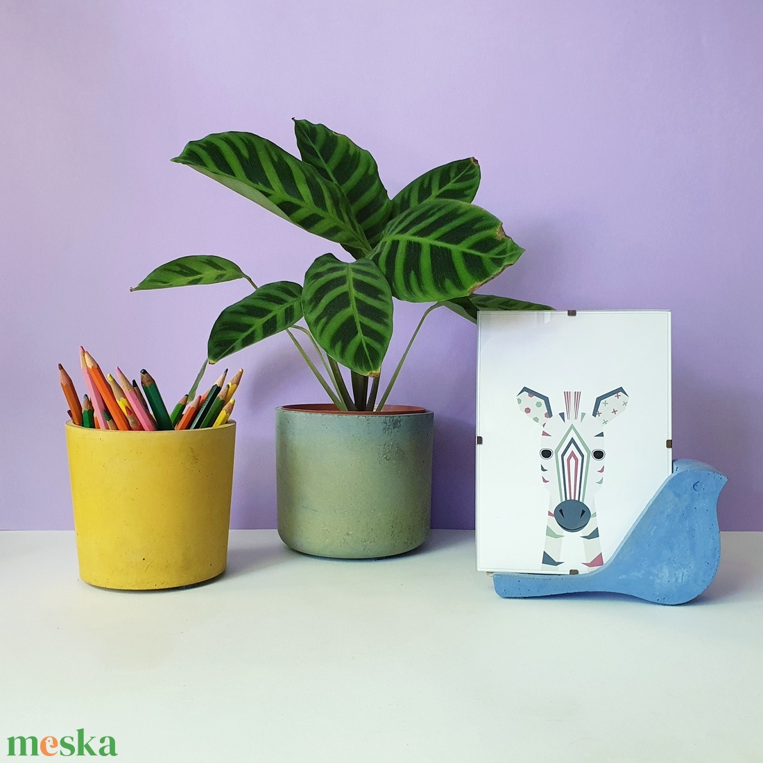 Beton asztali névjegykártyatartó vagy fényképtartó - otthon & életmód - tárolás & rendszerezés - íróasztali tároló - Meska.hu