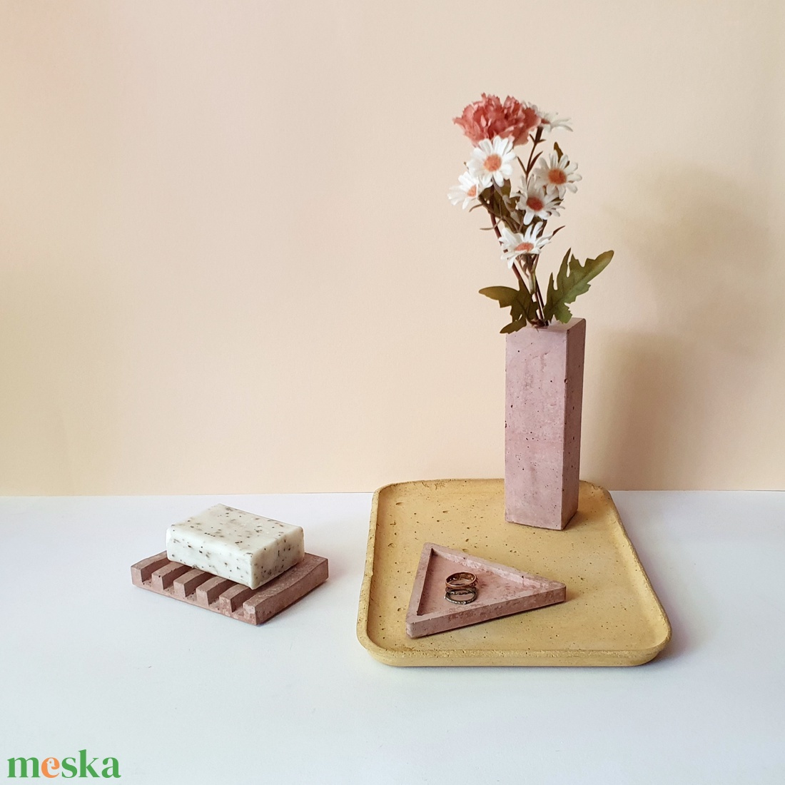 Beton szappantartó - otthon & életmód - fürdőszoba - szappantartó - Meska.hu