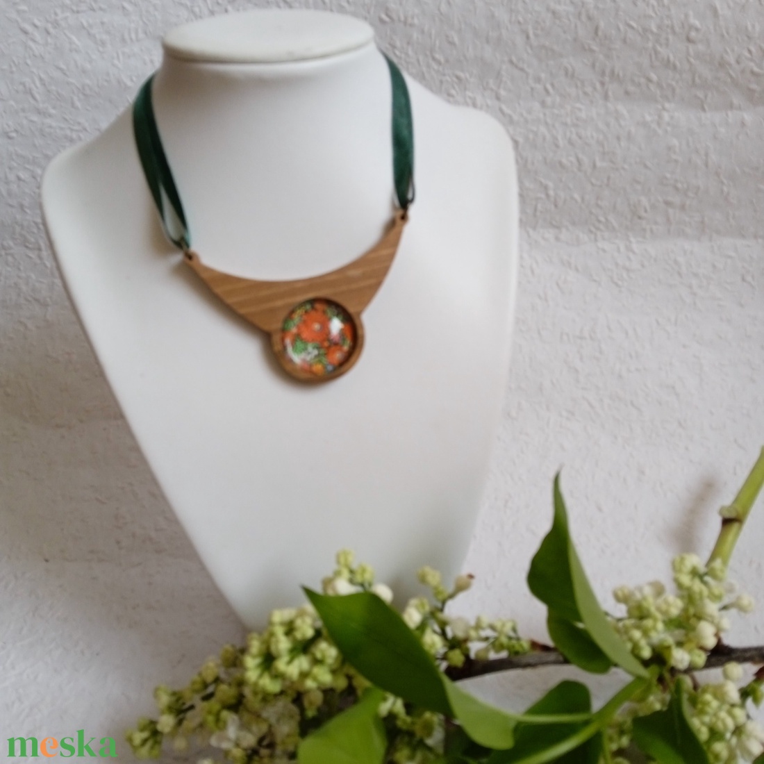 Matyó ékszer faalapban, folklór textil ékszer, magyaros ékszer, Hungarian jewellery, magyar motívum, magyar népviselet - ékszer - ékszerszett - Meska.hu Matyó ékszer faalapban, folklór textil ékszer, magyaros ékszer, Hungarian jewellery, magyar motívum, magyar népviselet - ékszer - ékszerszett - Meska.hu