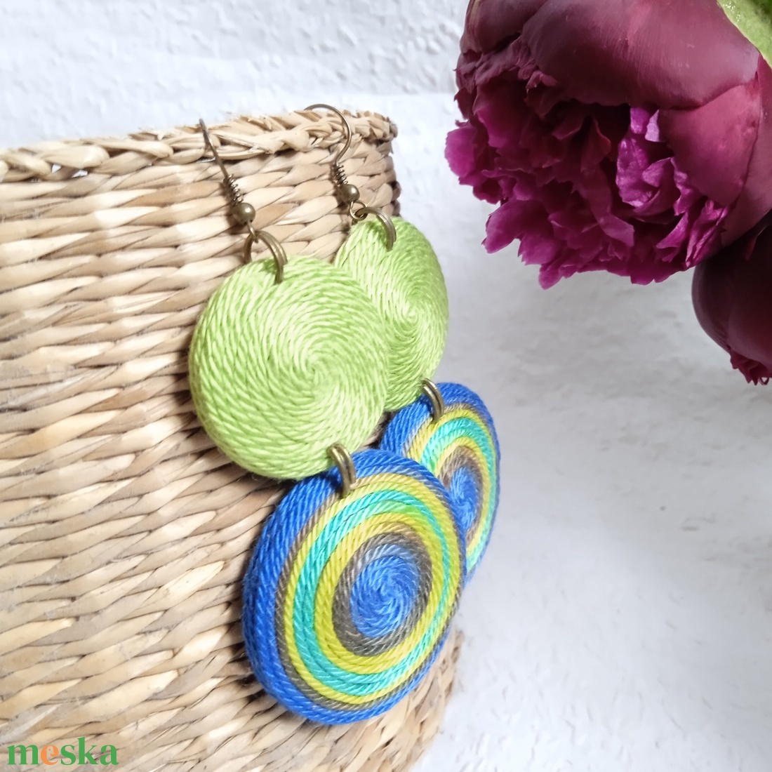 Kék-zöld árnyalatú Kerek fonal fülbevaló, Textil nyaklánc, textil ékszer, fonalékszer - ékszer - fülbevaló - fülékszer - Meska.hu Kék-zöld árnyalatú Kerek fonal fülbevaló, Textil nyaklánc, textil ékszer, fonalékszer - ékszer - fülbevaló - fülékszer - Meska.hu