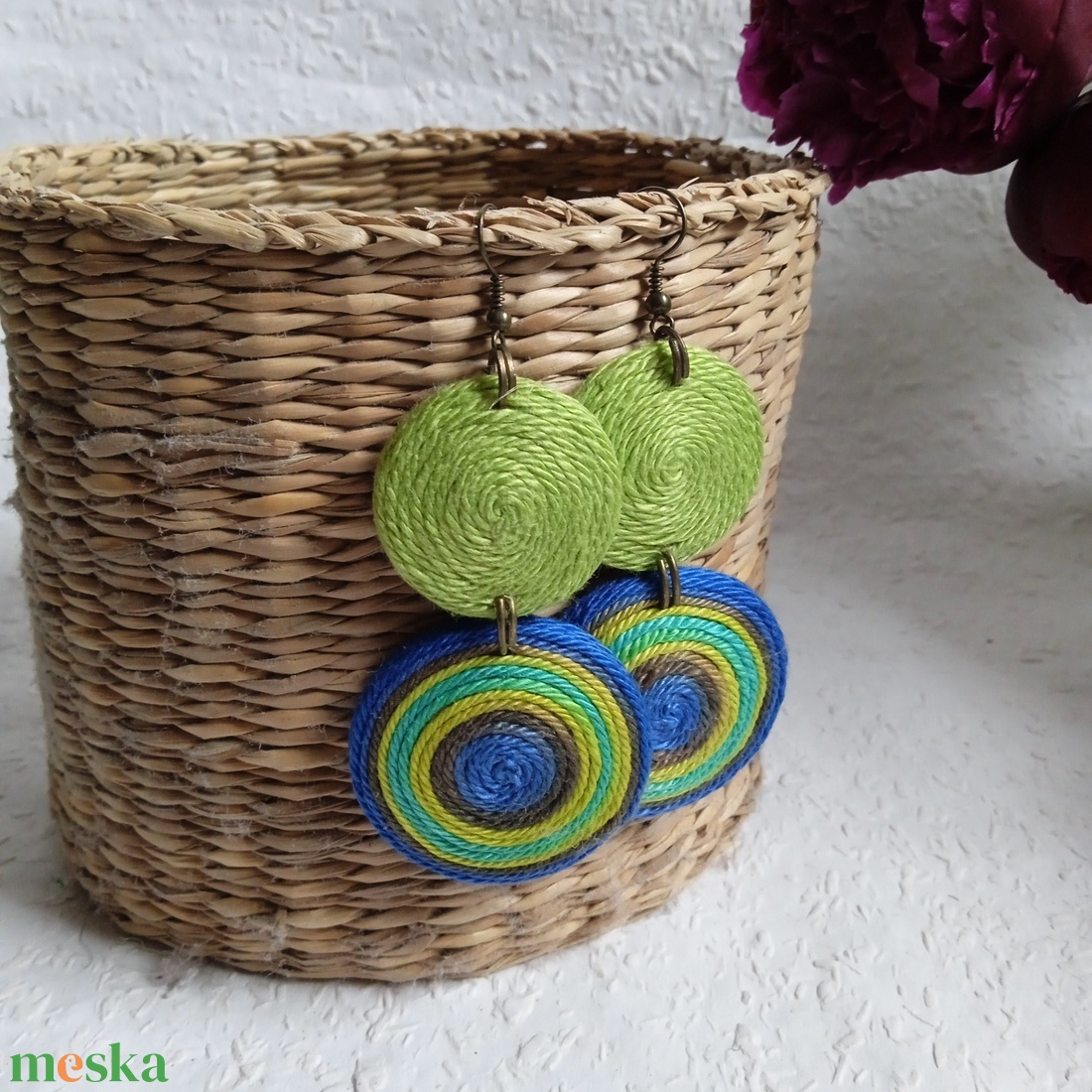 Kék-zöld árnyalatú Kerek fonal fülbevaló, Textil nyaklánc, textil ékszer, fonalékszer - ékszer - fülbevaló - fülékszer - Meska.hu Kék-zöld árnyalatú Kerek fonal fülbevaló, Textil nyaklánc, textil ékszer, fonalékszer - ékszer - fülbevaló - fülékszer - Meska.hu