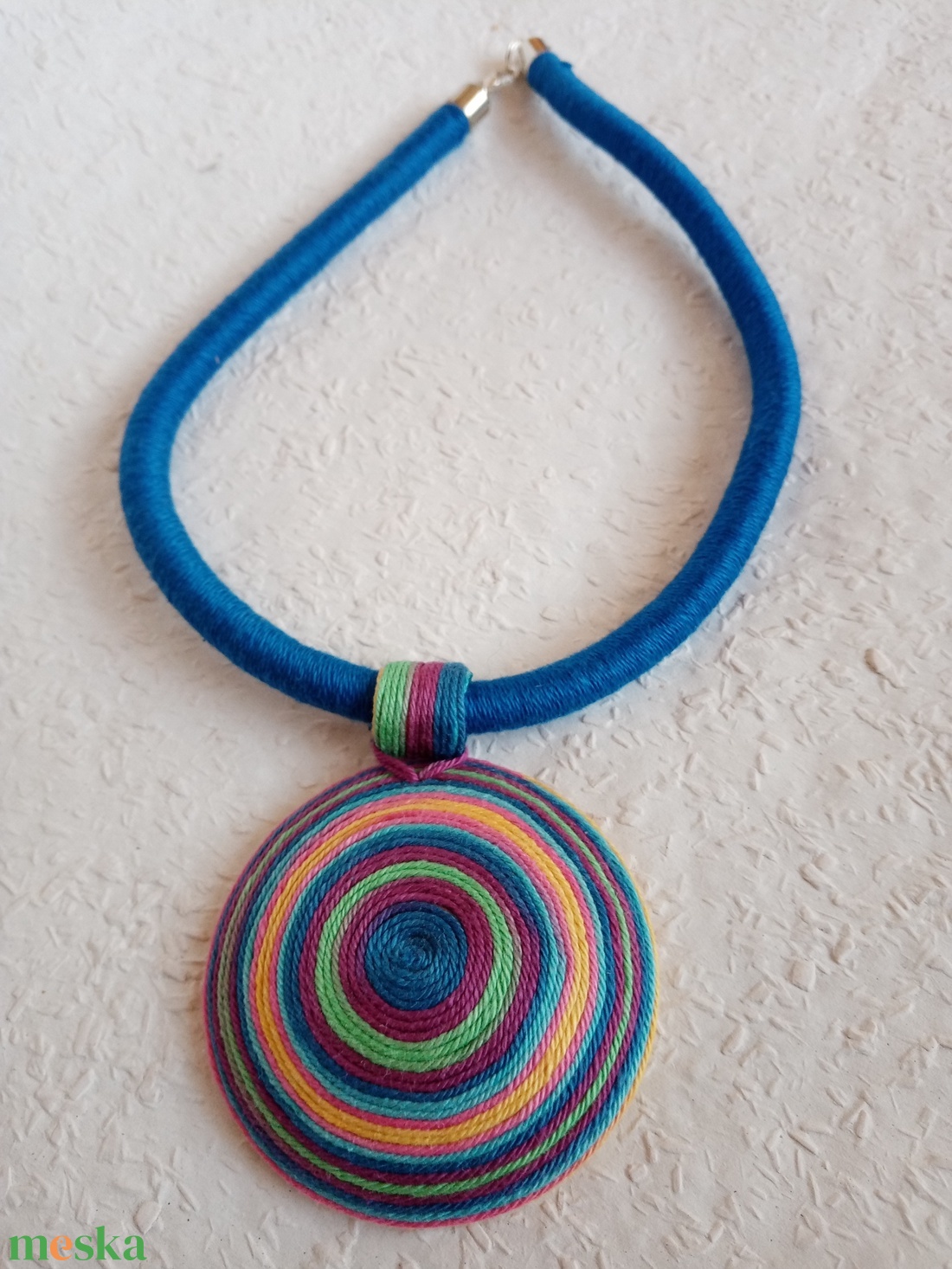 OGEL BIB Tarka színű fonalnyaklánc, Textil nyaklánc, textil ékszer, fonalékszer - ékszer - nyaklánc - medálos nyaklánc - Meska.hu OGEL BIB Tarka színű fonalnyaklánc, Textil nyaklánc, textil ékszer, fonalékszer - ékszer - nyaklánc - medálos nyaklánc - Meska.hu