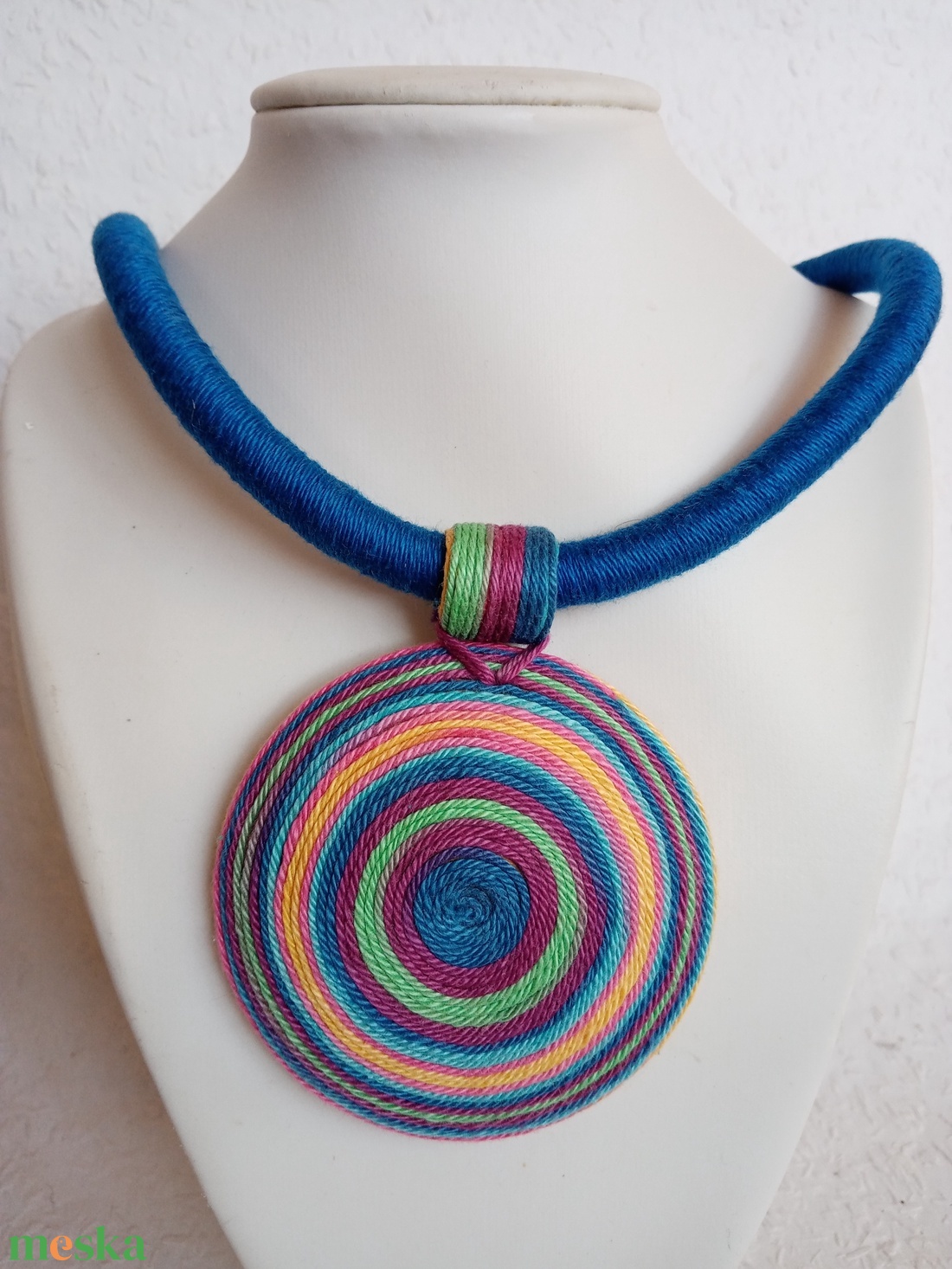 OGEL BIB Tarka színű fonalnyaklánc, Textil nyaklánc, textil ékszer, fonalékszer - ékszer - nyaklánc - medálos nyaklánc - Meska.hu OGEL BIB Tarka színű fonalnyaklánc, Textil nyaklánc, textil ékszer, fonalékszer - ékszer - nyaklánc - medálos nyaklánc - Meska.hu