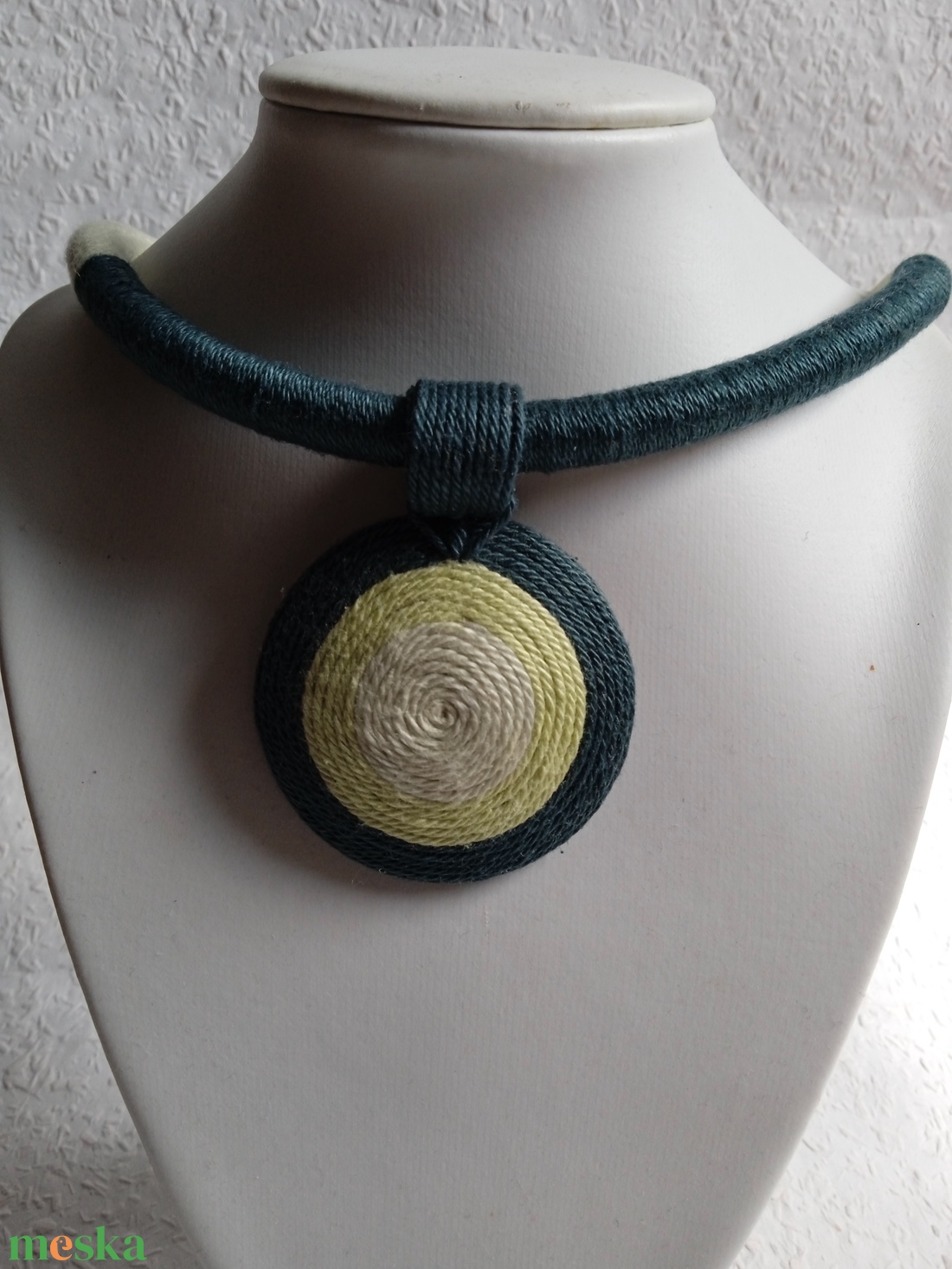 MOHA OGEL fonal nyaklánc, textil nyaklánc, textil ékszer, fonal ékszer - ékszer - nyaklánc - medálos nyaklánc - Meska.hu MOHA OGEL fonal nyaklánc, textil nyaklánc, textil ékszer, fonal ékszer - ékszer - nyaklánc - medálos nyaklánc - Meska.hu