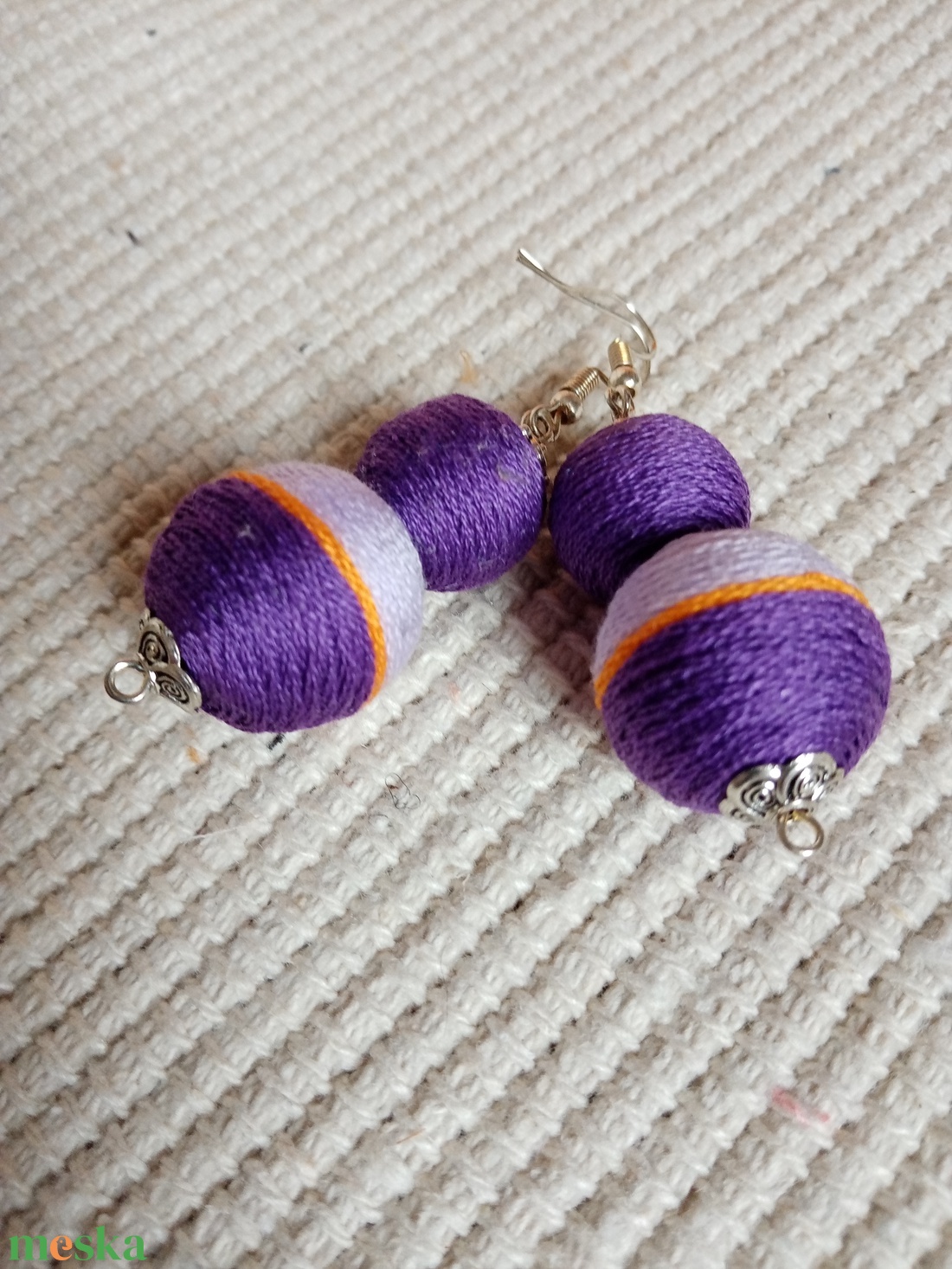 SELLŐ textilbogyó fülbevaló, fonalékszer, textil fülbevaló - ékszer - fülbevaló - lógó fülbevaló - Meska.hu