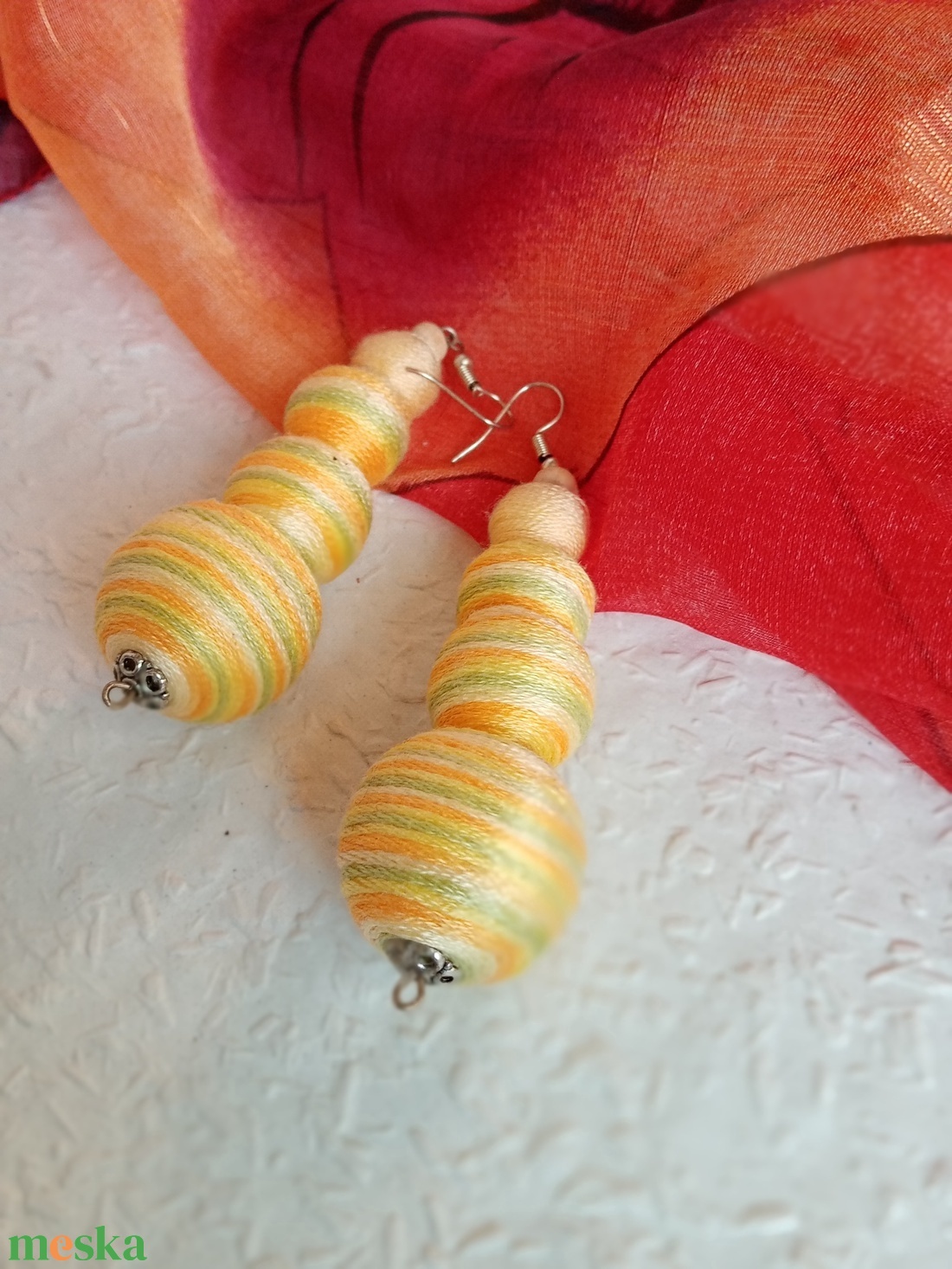 SELYEMÚT textilbogyó fülbevaló, fonalékszer, textil fülbevaló - ékszer - fülbevaló - lógó fülbevaló - Meska.hu