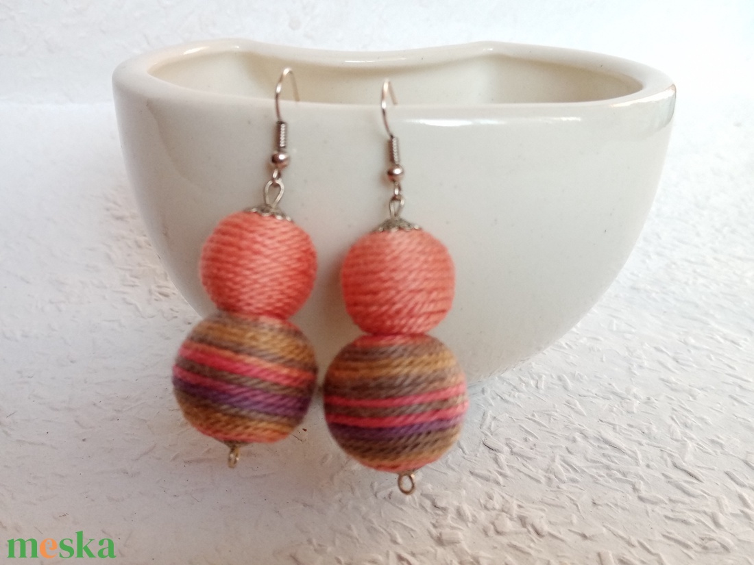 PARÁZS textilbogyó fülbevaló, textil fülbevaló, textilékszer - ékszer - fülbevaló - lógó fülbevaló - Meska.hu