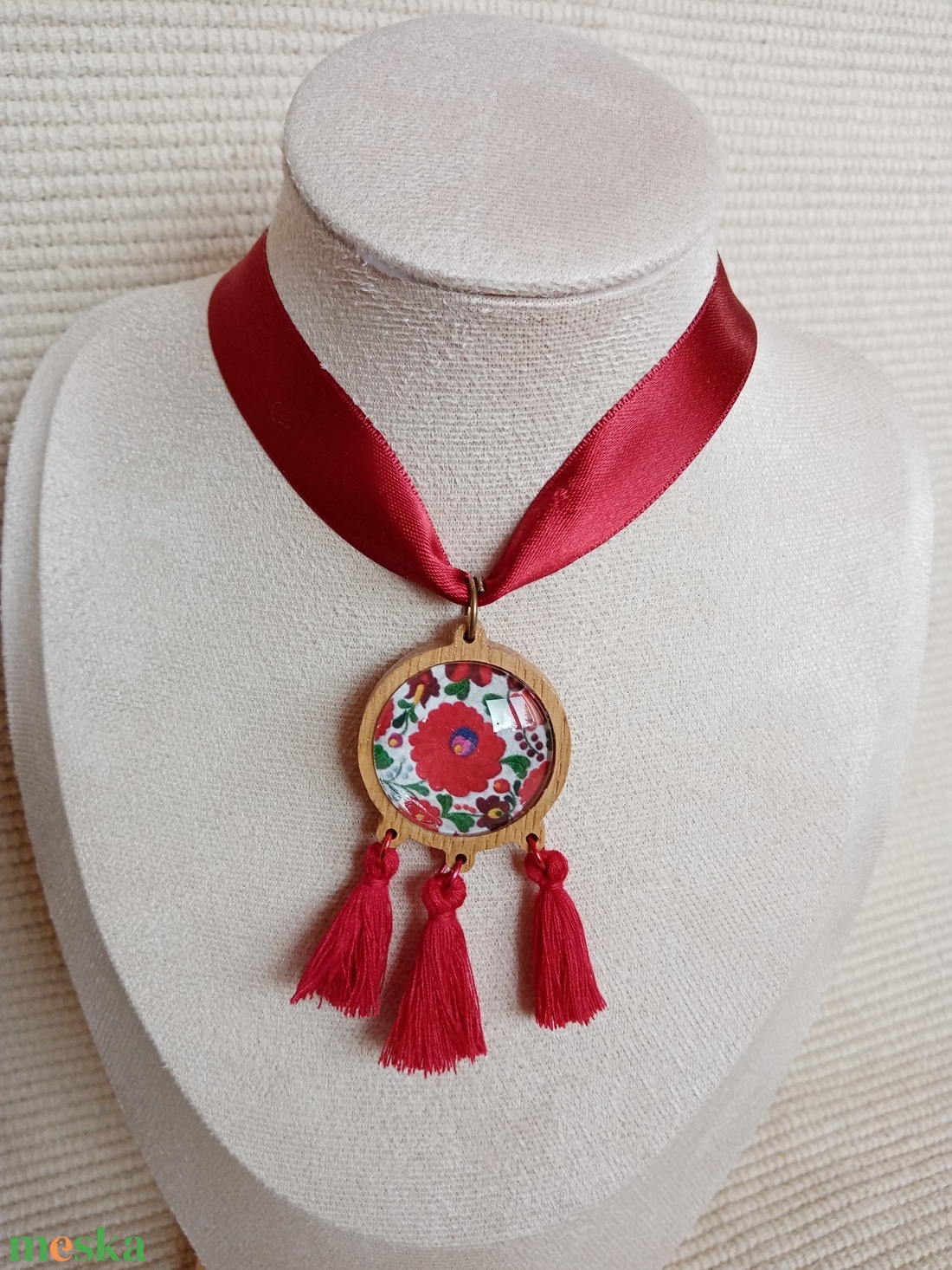  Matyó mintás nyaklánc rojtokkal,matyó ékszer,folklór textil ékszer,magyaros nyaklánc,Hungarian folk jewellery - ékszer - nyaklánc - hosszú nyaklánc - Meska.hu