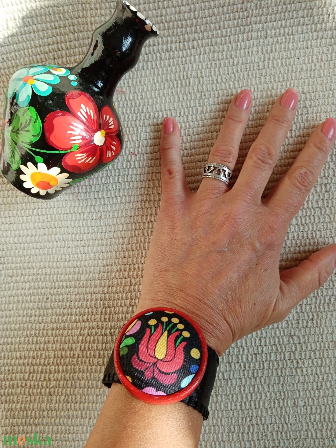  Matyó mintás karkötő,matyó ékszer,folklór textil ékszer,magyaros nyaklánc,Hungarian folk jewellery - ékszer - karkötő - karkötő medállal - Meska.hu