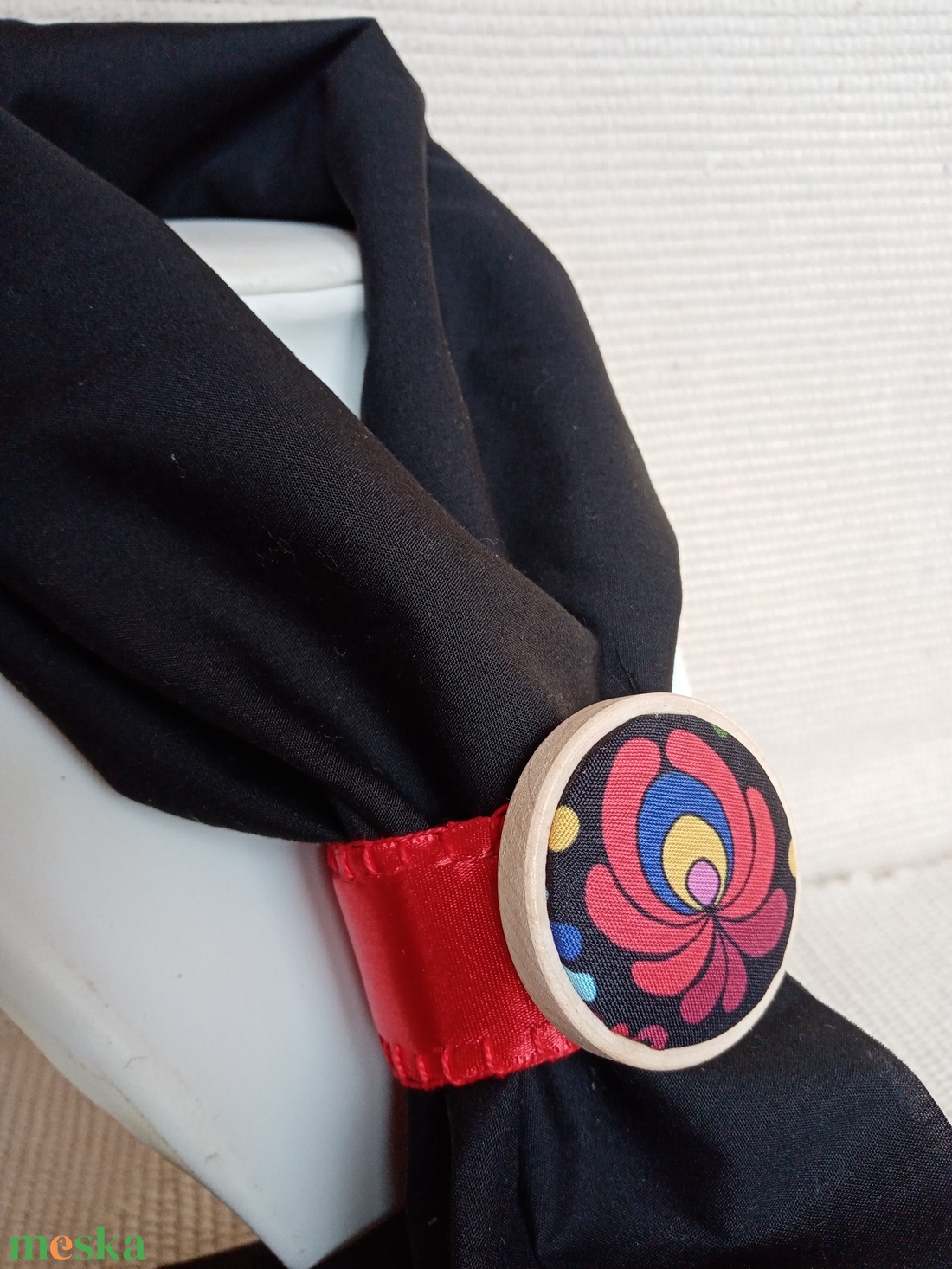  Matyó mintás karkötő,matyó ékszer,folklór textil ékszer,magyaros nyaklánc,Hungarian folk jewellery - ékszer - karkötő - karkötő medállal - Meska.hu