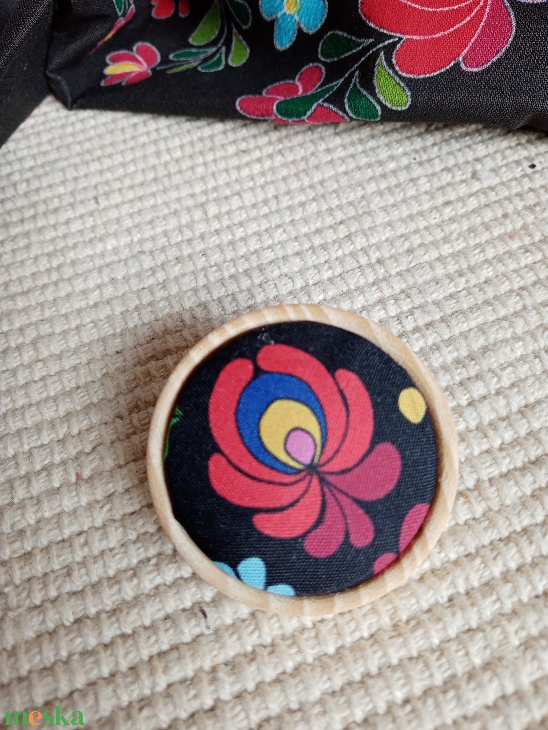  Matyó mintás dísz kitűző,matyó ékszer,folklór textil ékszer,magyaros ékszer,Hungarian folk jewellery - ékszer - kitűző és bross - Meska.hu