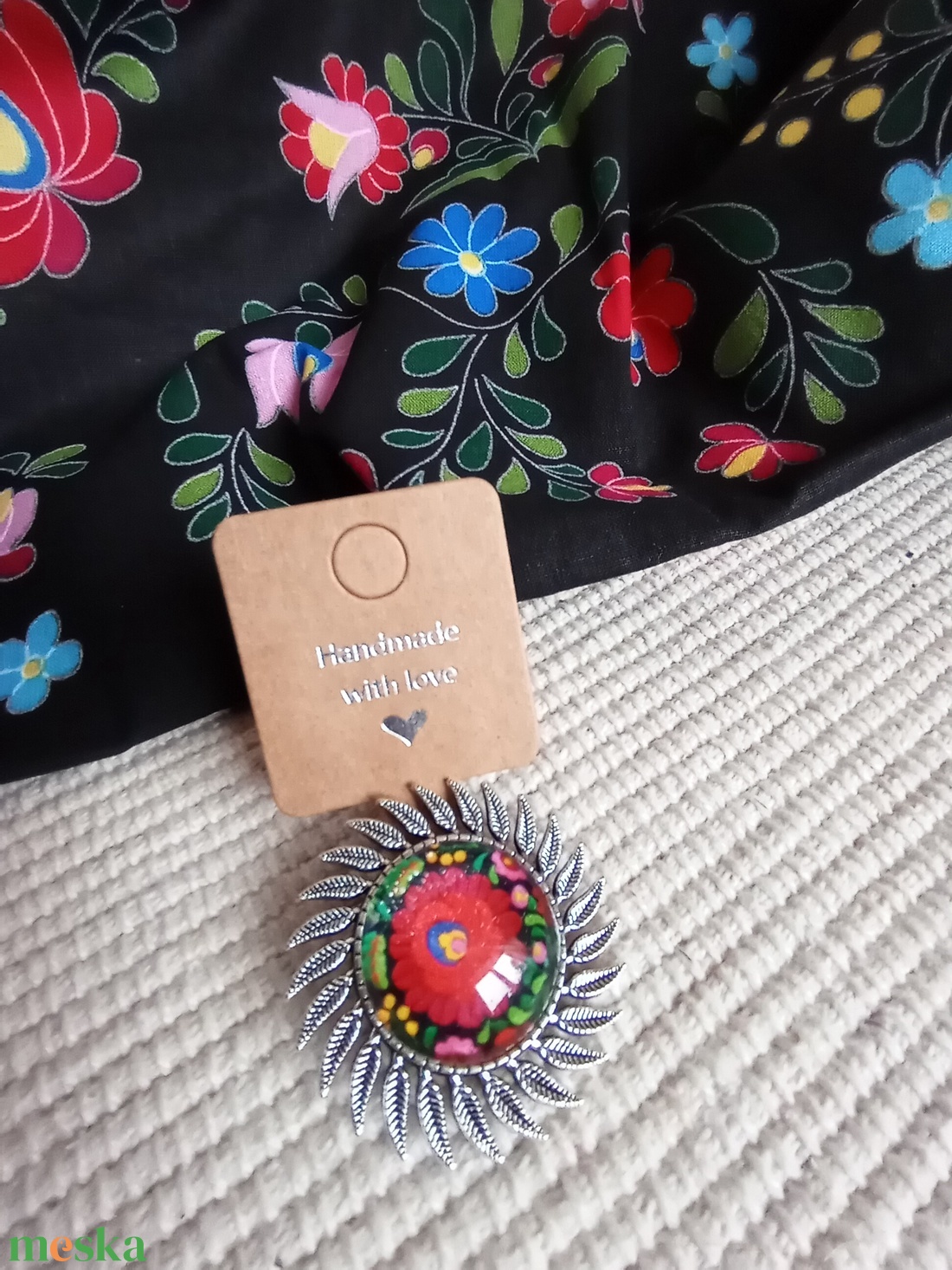  Matyó mintás dísz kitűző,matyó ékszer,folklór ékszer,magyaros  ékszer,Hungarian folk jewellery - ékszer - kitűző és bross - Meska.hu