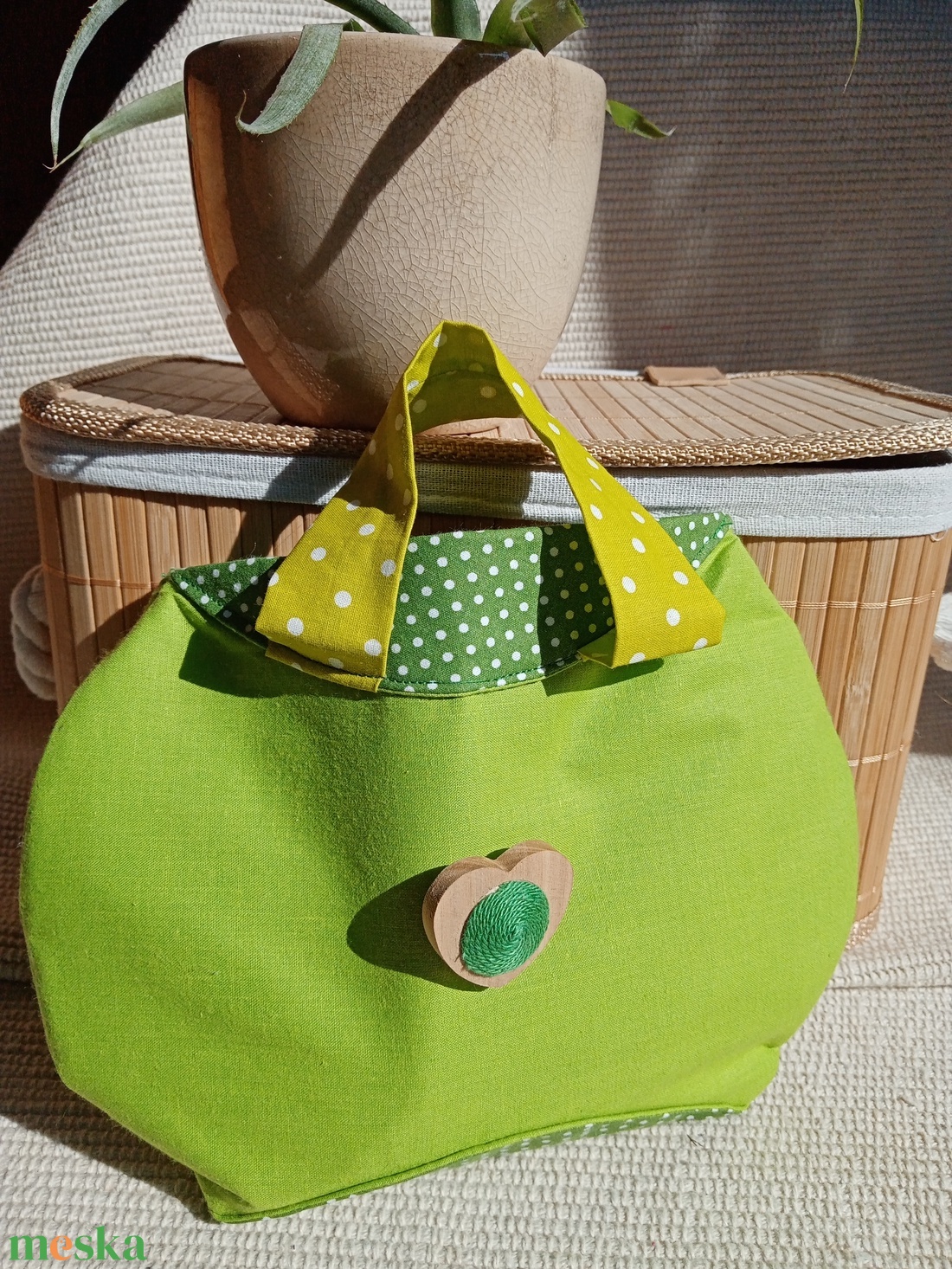 Világos zöld Pöttyös Randi táska változtatható díszelemmel - táska & tok - kézitáska & válltáska - kézitáska - Meska.hu