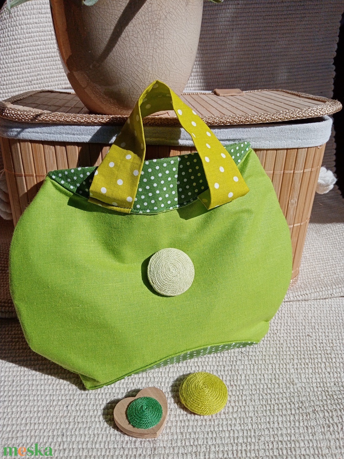 Világos zöld Pöttyös Randi táska változtatható díszelemmel - táska & tok - kézitáska & válltáska - kézitáska - Meska.hu