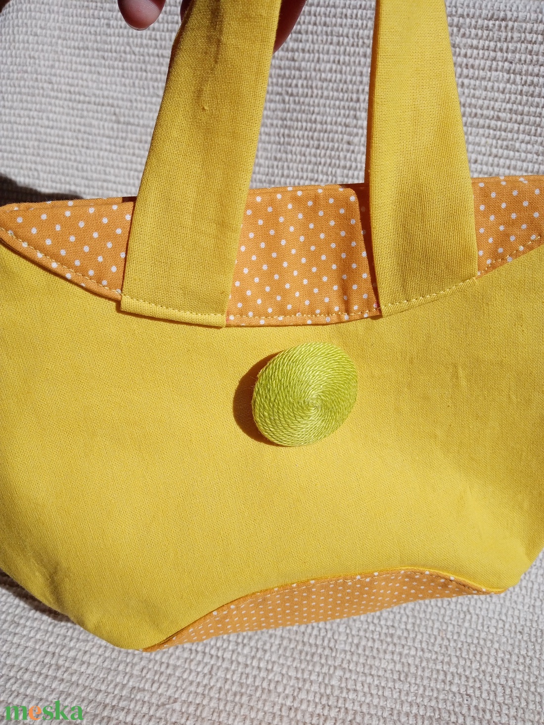 Citromsárga Pöttyös Randi táska változtatható díszelemmel, alkalmi kistáska - táska & tok - kézitáska & válltáska - kézitáska - Meska.hu