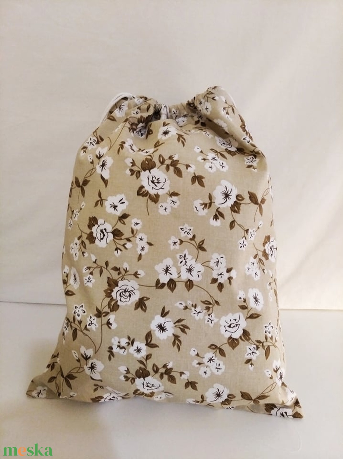Kenyeres zsák PUL béléssel drapp virág mintás XL - táska & tok - bevásárlás & shopper táska - kenyeres zsák - Meska.hu