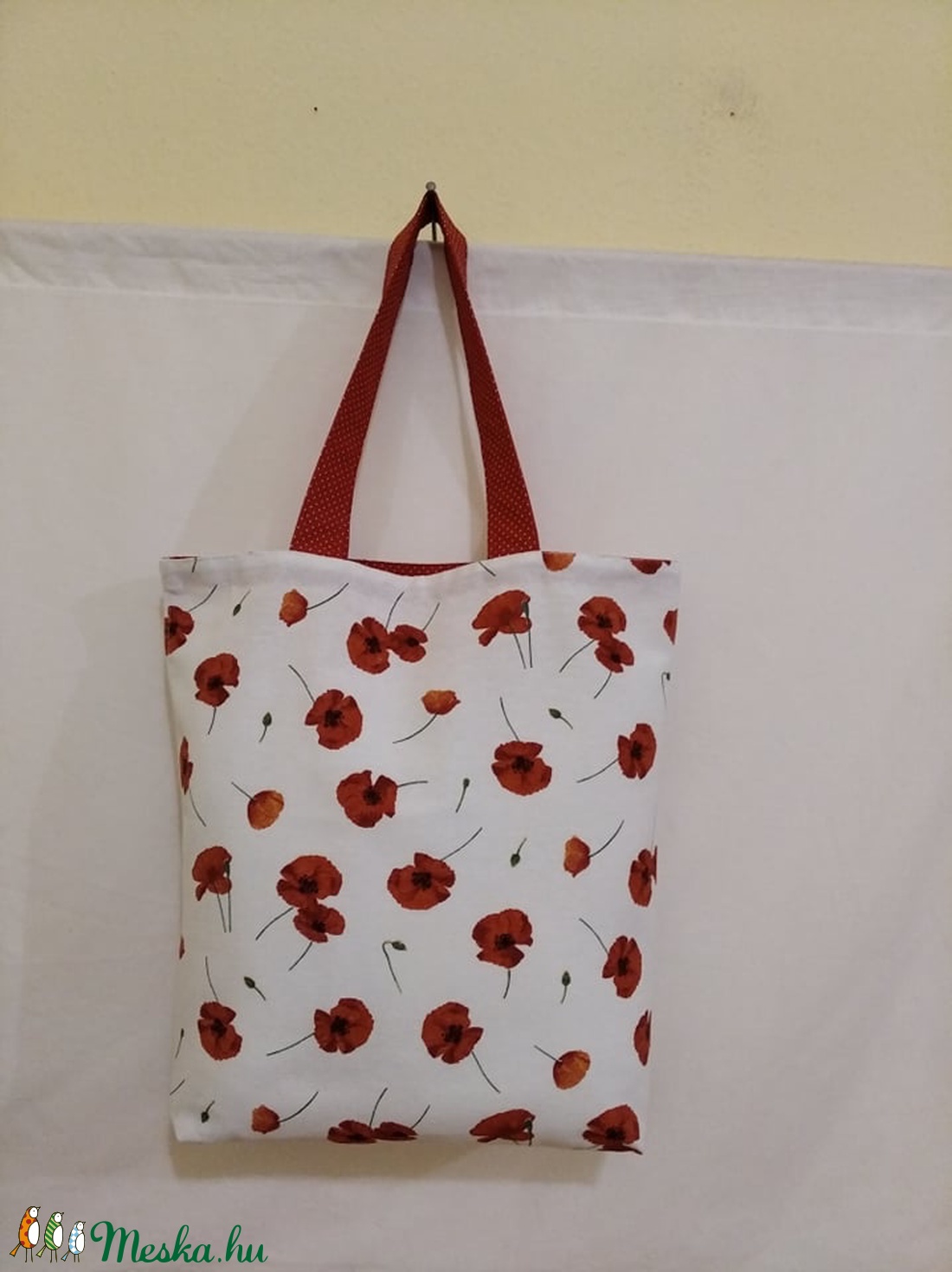 Sok pipacsos fehér táska normál füllel - táska & tok - bevásárlás & shopper táska - shopper, textiltáska, szatyor - Meska.hu