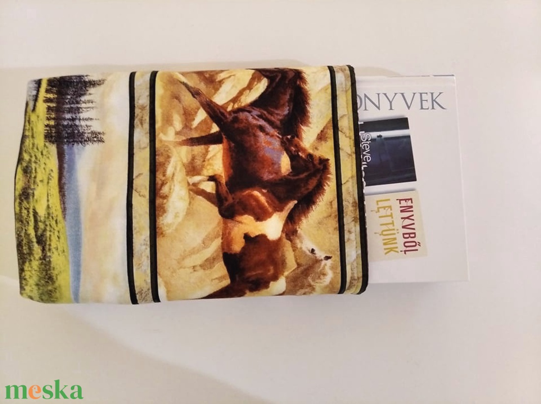 Könyvtok-könyvszütyő lovas - könyv & zene - könyvtok - Meska.hu Könyvtok-könyvszütyő lovas - könyv & zene - könyvtok - Meska.hu