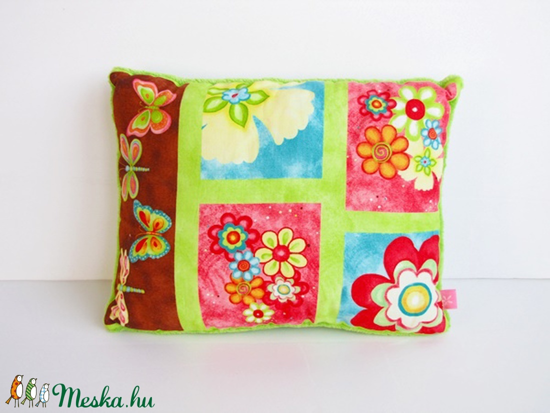 Tavaszi párna, pillangós-virágos -  - Meska.hu Tavaszi párna, pillangós-virágos -  - Meska.hu