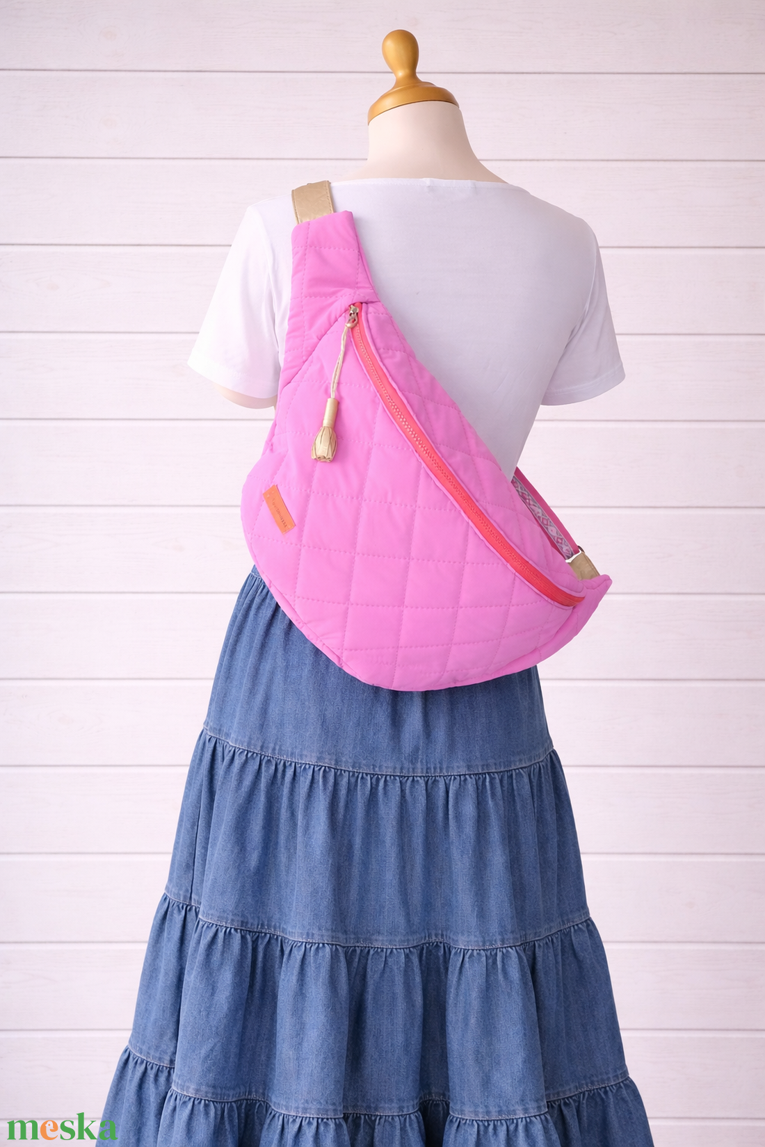 Óriások övtáskája - nekünk inkább hátitáska - bevezető áron - táska & tok - kézitáska & válltáska - vállon átvethető táska - Meska.hu