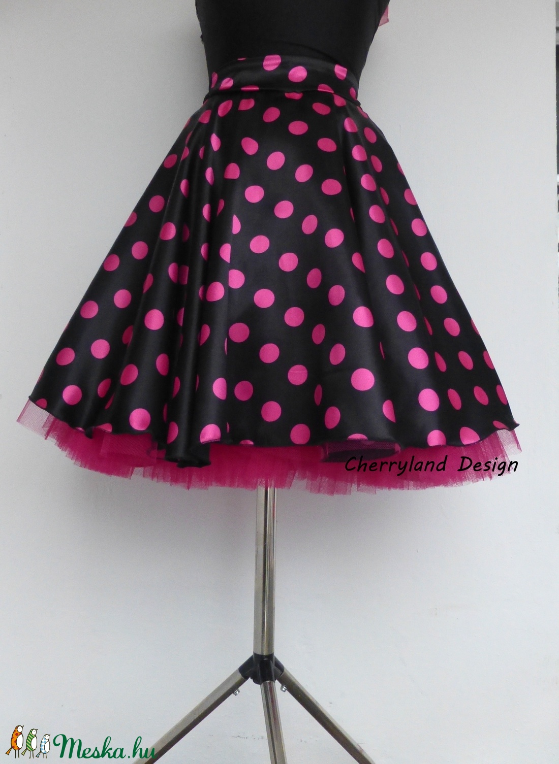 Rockabilly Pin Up stílusú pöttyös szoknya fekete. -  - Meska.hu