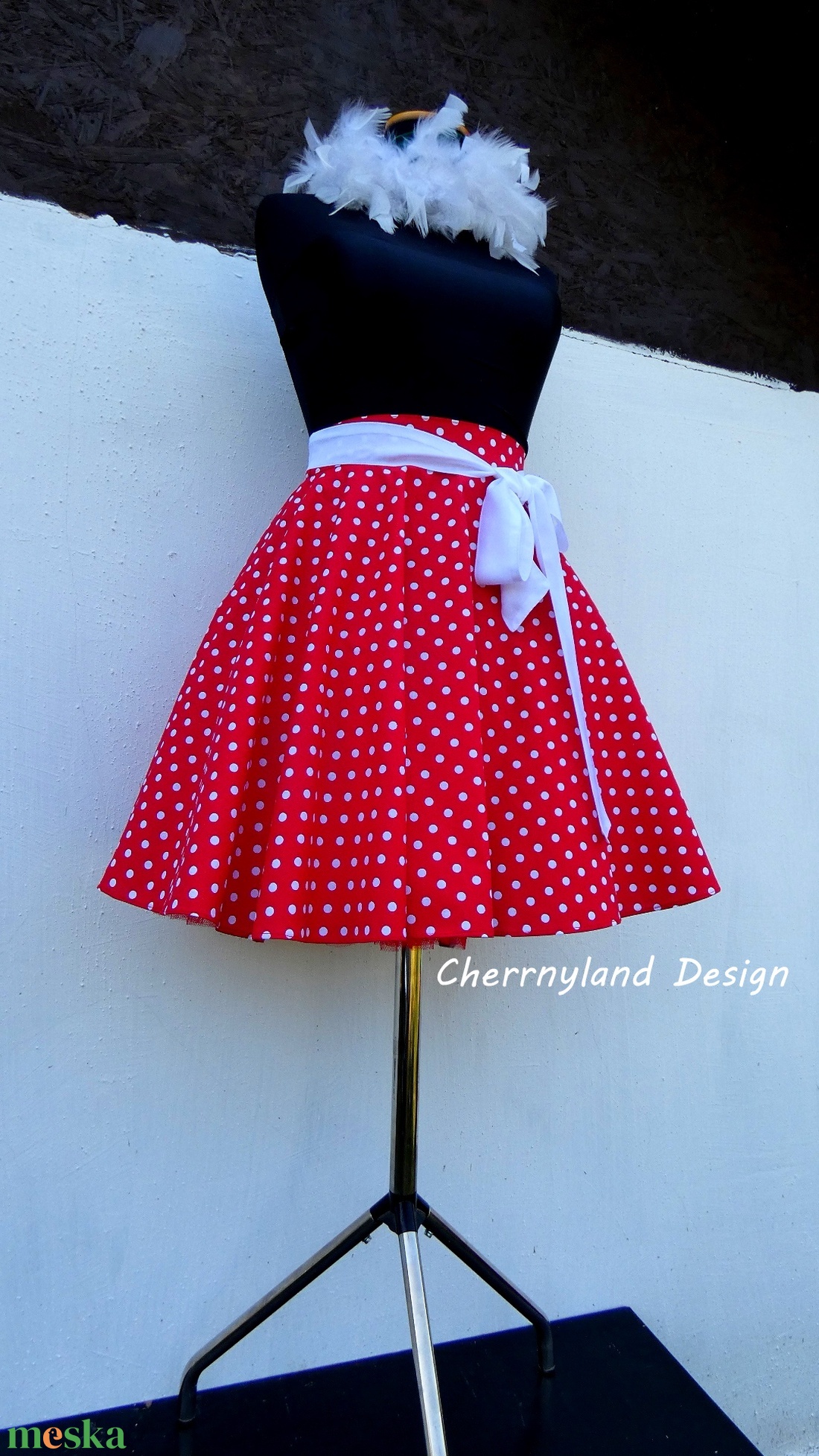   Cherryland Design Piros-Fehér pöttyös rockabilly szoknya./Alsószoknyával -  - Meska.hu