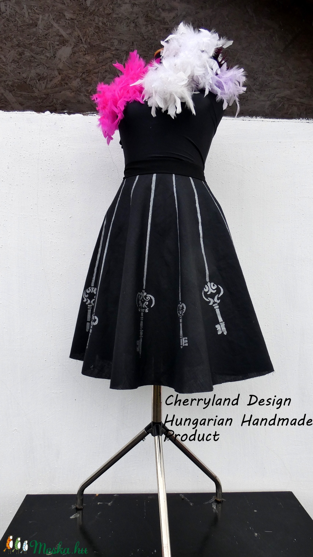 Cherryland Design Kulcsos Szoknya . - ruha & divat - női ruha - szoknya - Meska.hu Cherryland Design Kulcsos Szoknya . - ruha & divat - női ruha - szoknya - Meska.hu