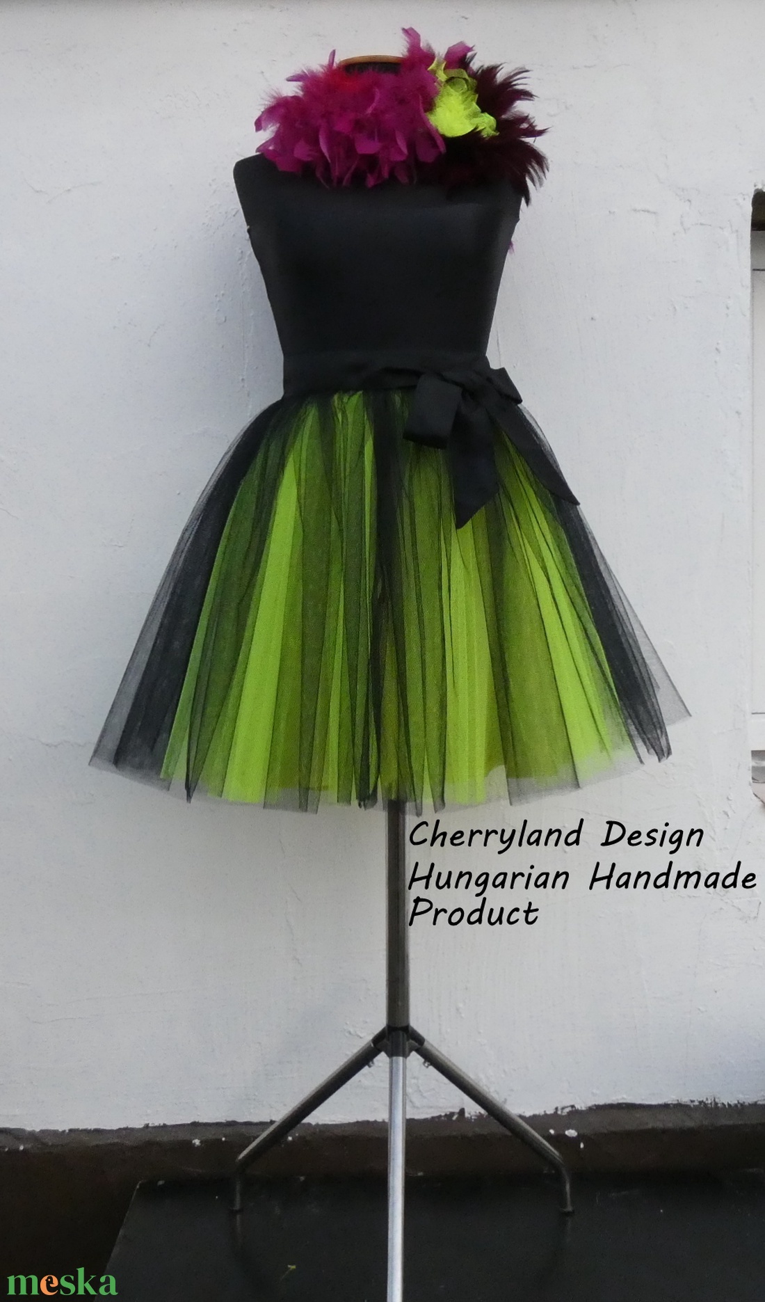 Cherryland Design Neon Zöld Árnyalat Tüll Szoknya/ Neon Green Shades Tulle Skirt - ruha & divat - női ruha - szoknya - Meska.hu Cherryland Design Neon Zöld Árnyalat Tüll Szoknya/ Neon Green Shades Tulle Skirt - ruha & divat - női ruha - szoknya - Meska.hu