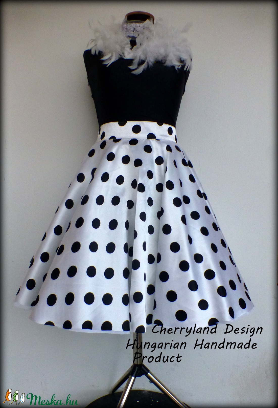 Cherryland Design Fehér alapon fekete Pöttyös Rockabilly szoknya./Alsószoknyával - ruha & divat - női ruha - szoknya - Meska.hu